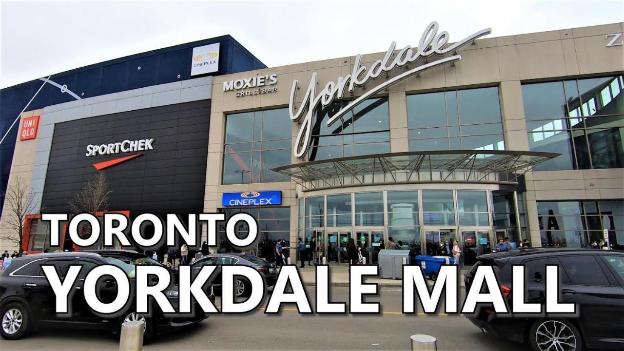 Executive Room In Toronto Next To Yorkdale Shopping Centre Esterno foto
